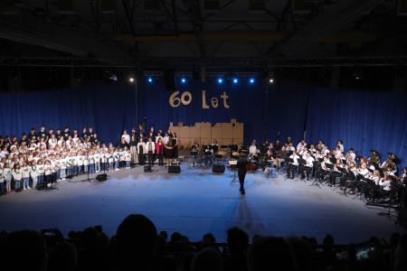 60 LET OŠ CERKNICA 73 FOTO LJUBO VUKELIČ